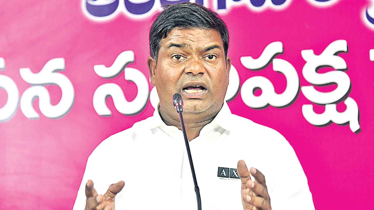 తెలంగాణ సూర్యుడు కేసీఆర్‌.. గులాబీ సైన్యం తెలంగాణ రక్షణ కవచం : జీవన్‌రెడ్డి