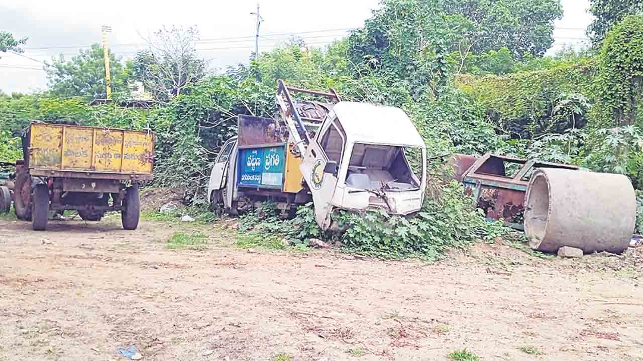 వాహనాలు తుక్కు.. తుక్కు!