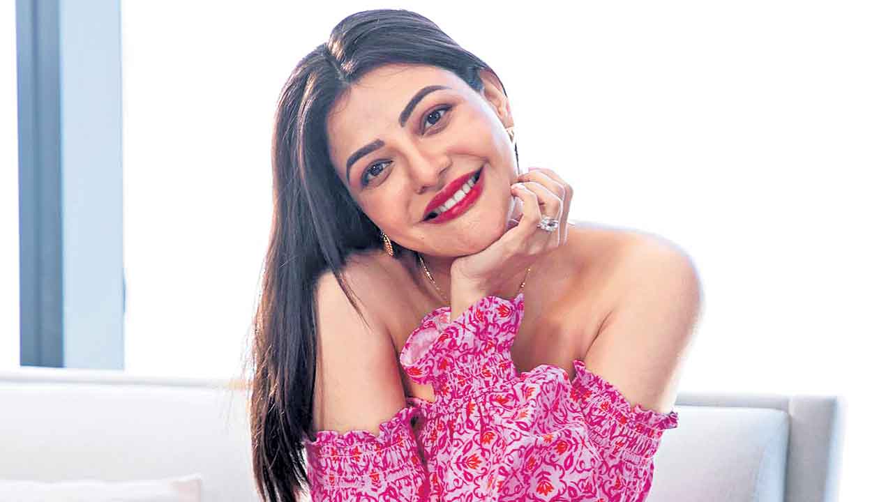 మెగా ఫోన్‌ పట్టనున్న చందమామ?