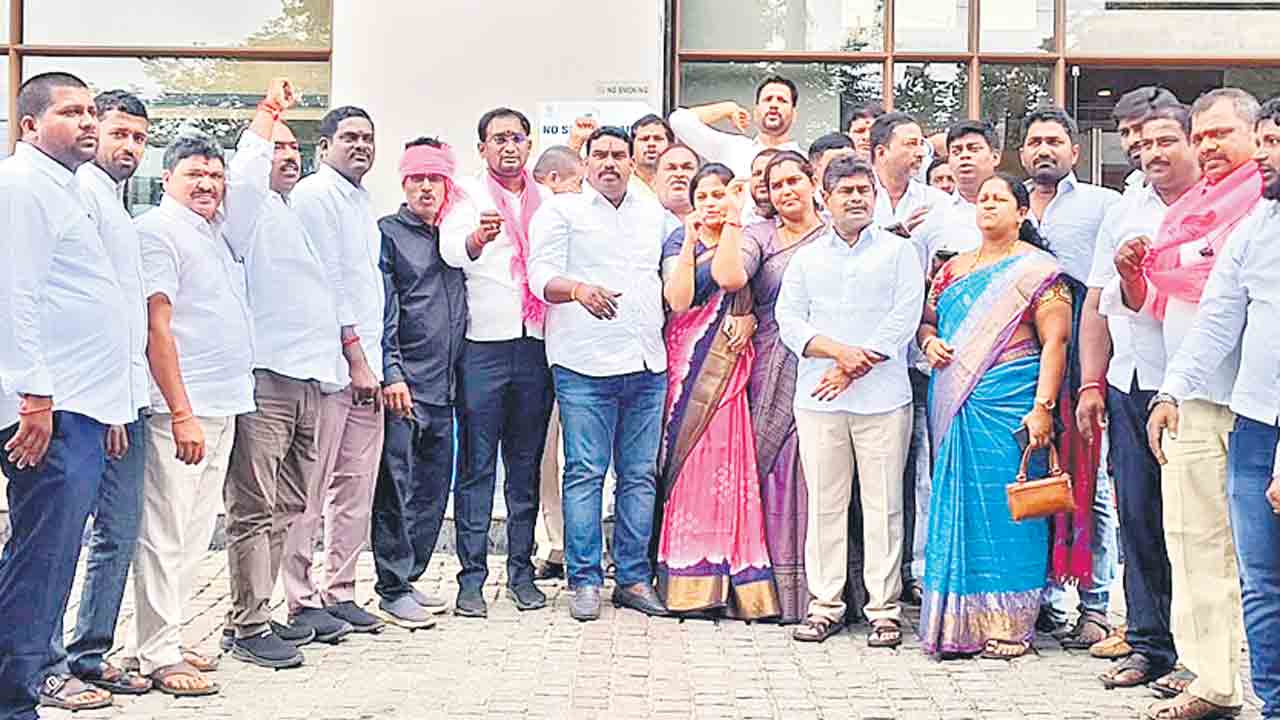 రామన్నకు అండగా గులాబీ దళం