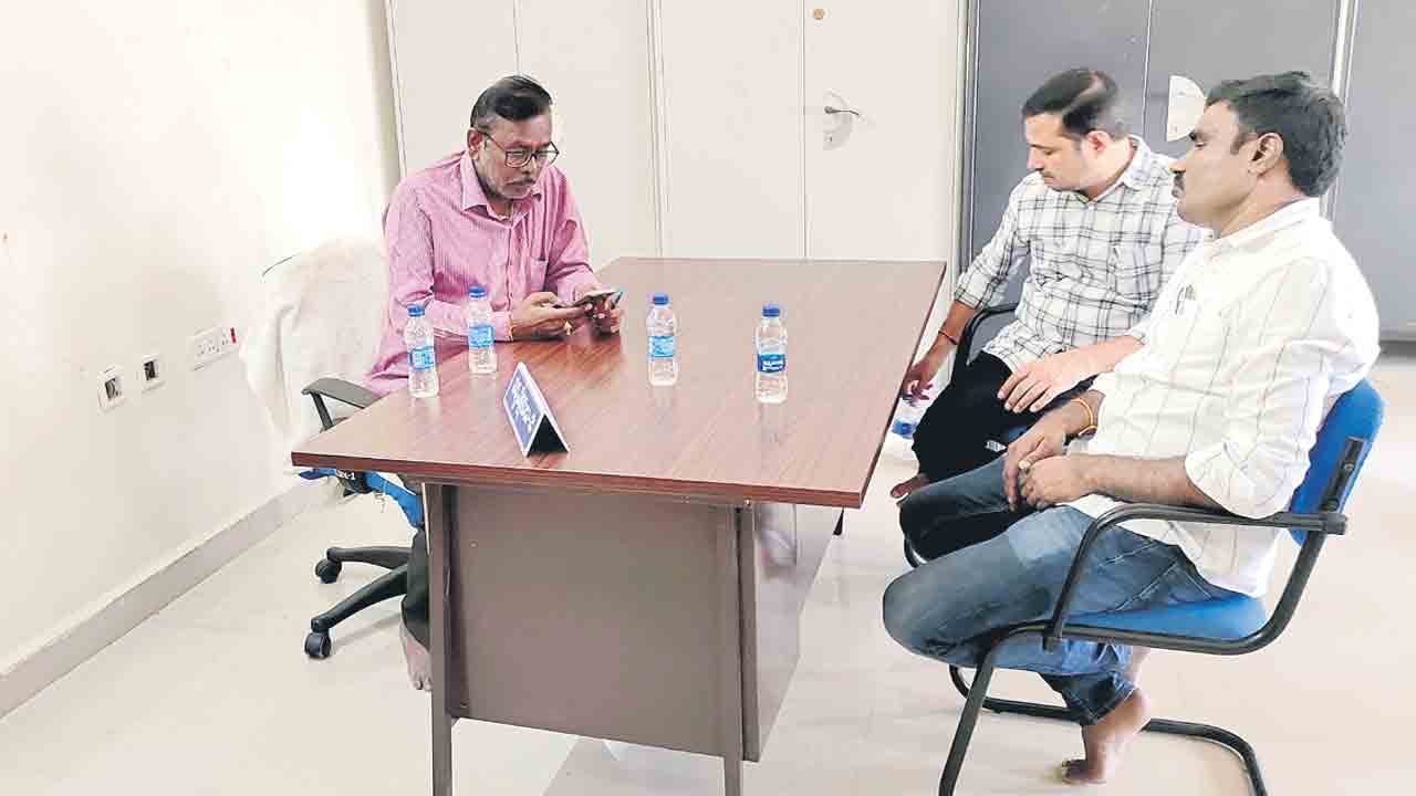 కొండగట్టులో ‘విజిలెన్స్’ సోదాలు