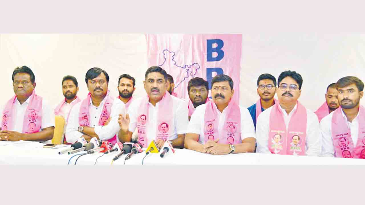 సంజయ్‌ ఖబడ్దార్‌