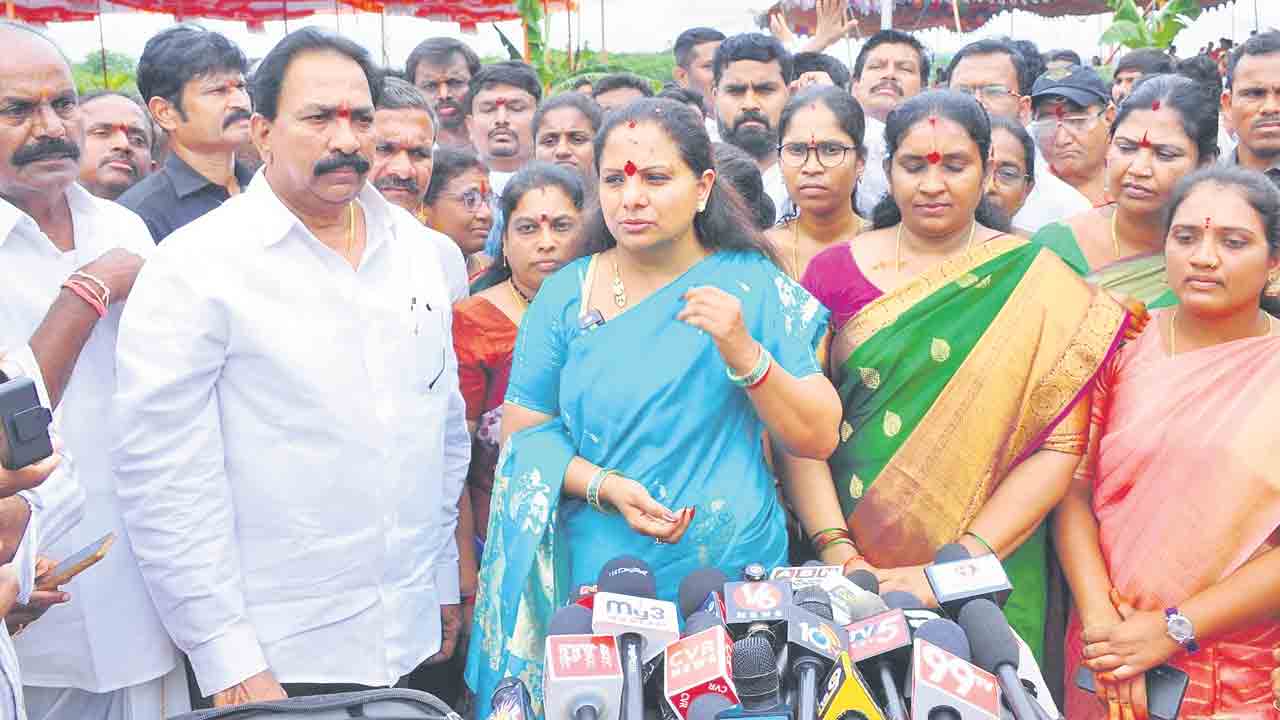 బెదిరింపులకు భయపడం