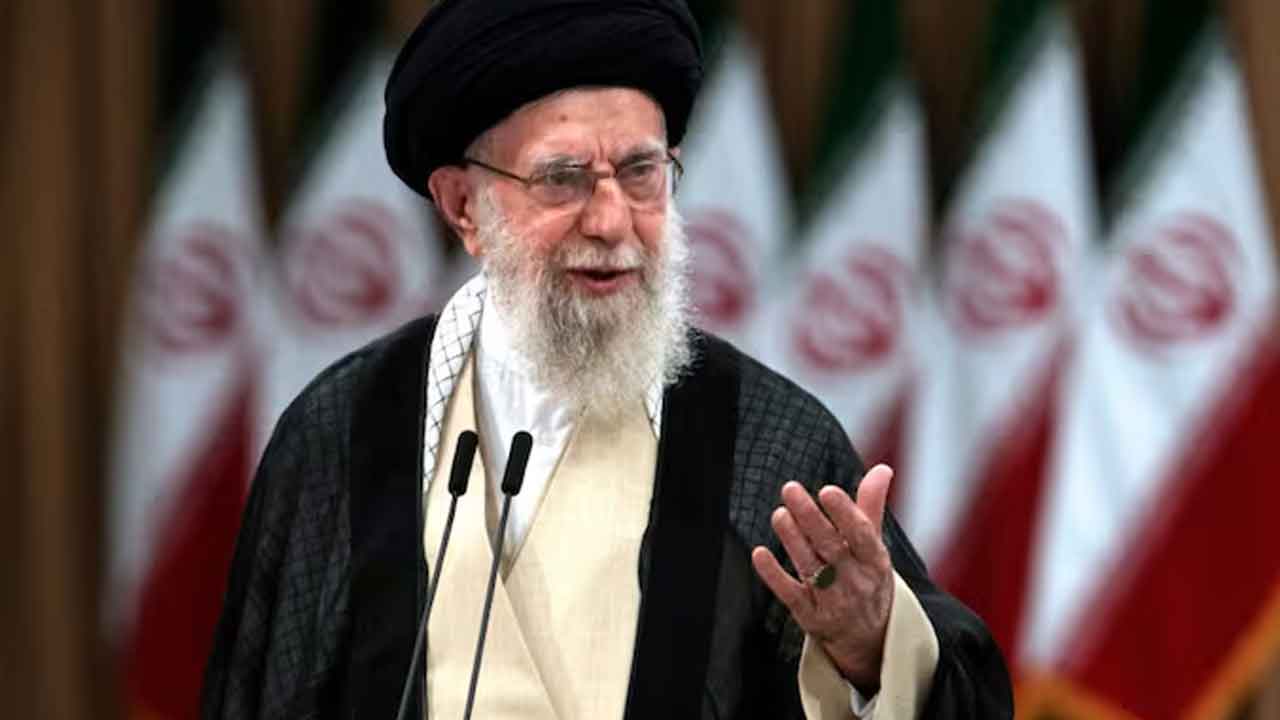 అత్యంత సురక్షిత బంకర్‌లోకి ఖమేనీ