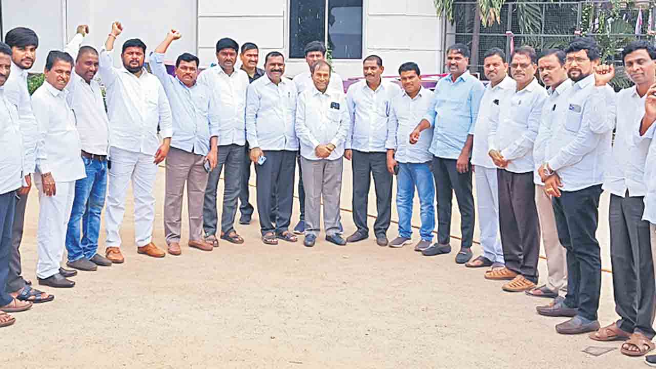 హామీలు నెరవేర్చడంలో రేవంత్‌రెడ్డి విఫలం