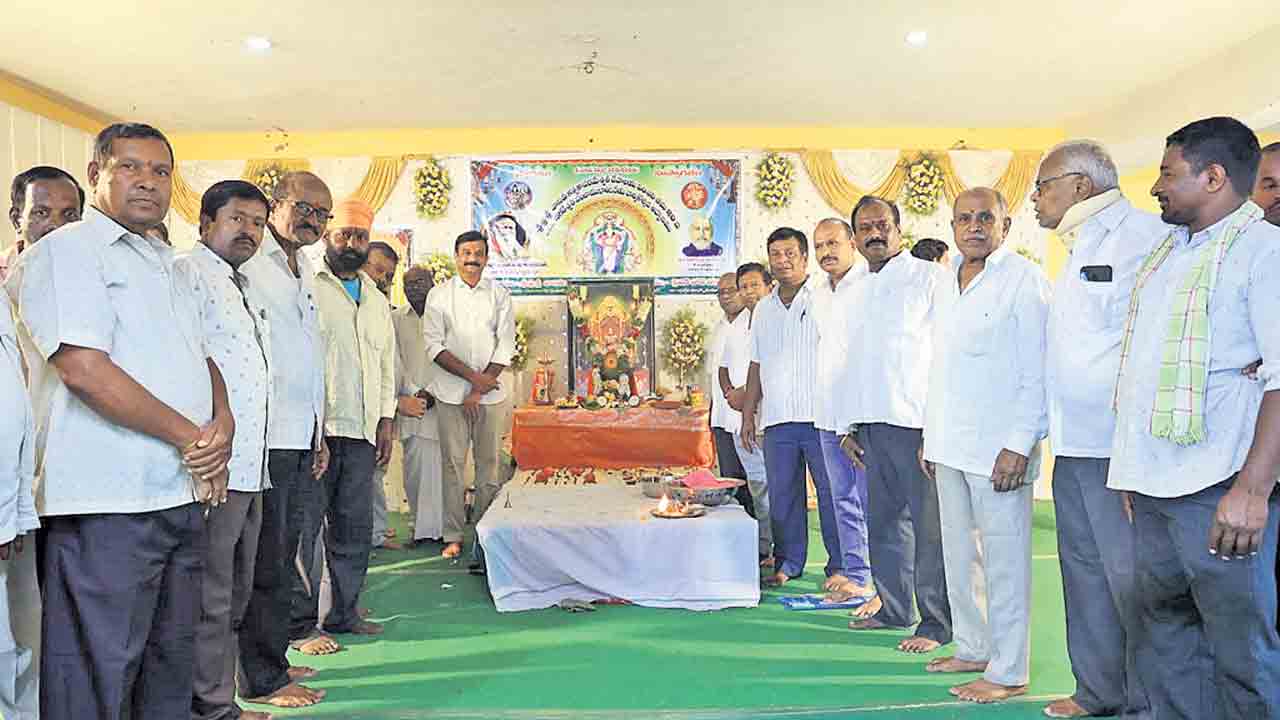 కాంగ్రెస్‌ పాలనలో అంతా అస్తవ్యస్తం