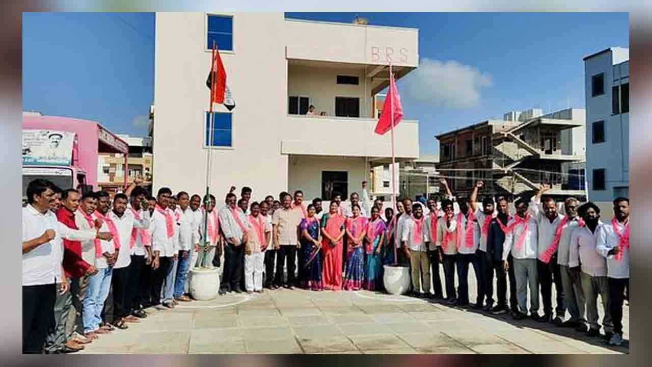 Formation Day | జడ్చర్లలో జాతీయ పతాకాన్ని ఆవిష్కరించిన మాజీ మంత్రి లక్ష్మారెడ్డి