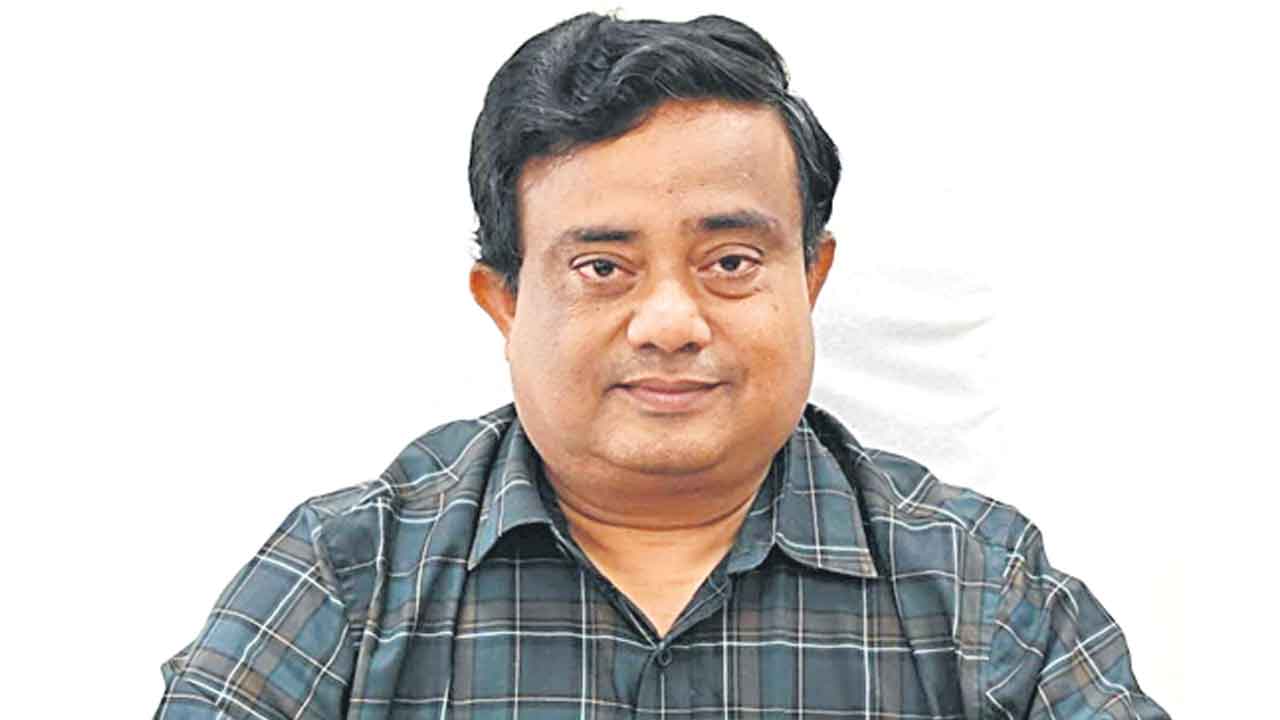 ఫిట్‌నెస్‌లేని స్కూల్‌ బస్సులపై చర్యలు