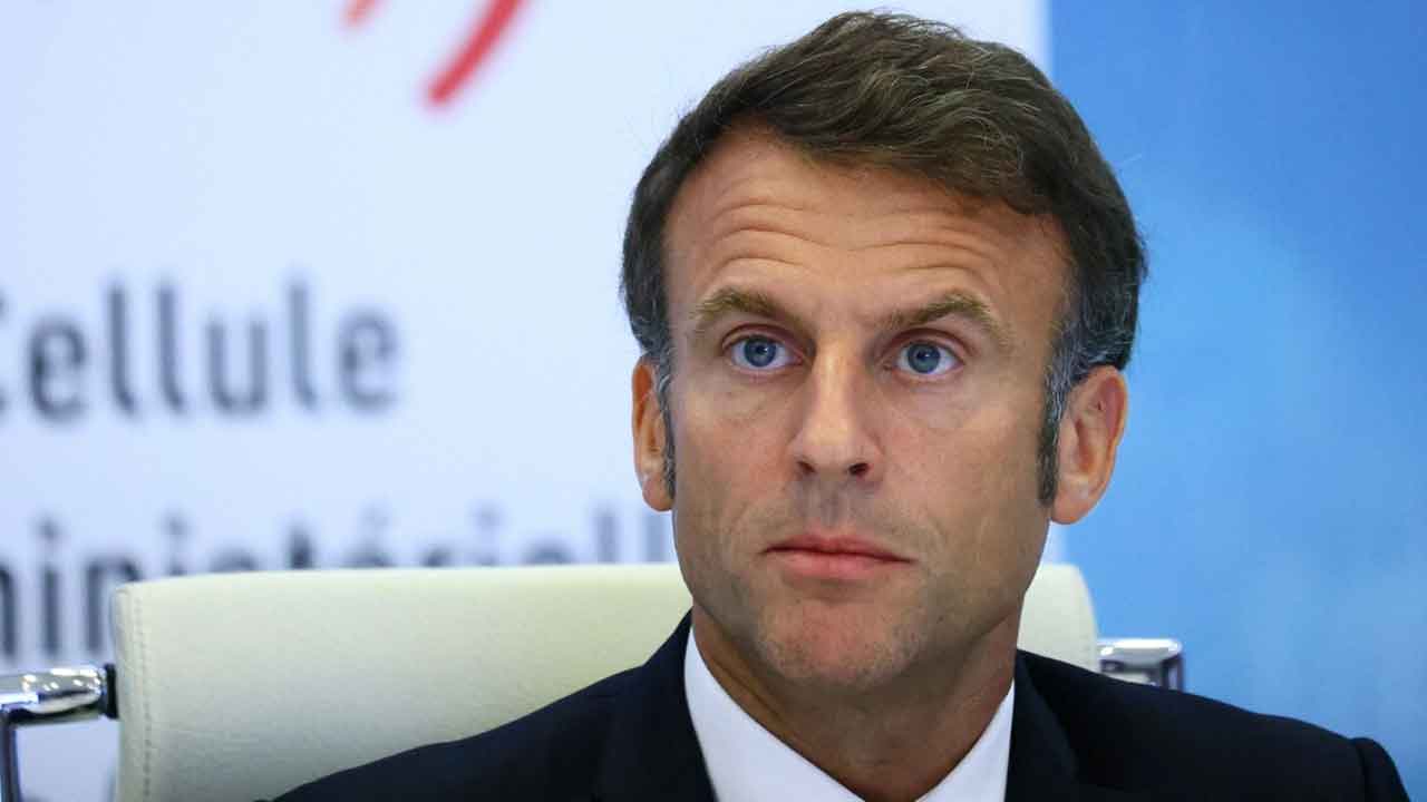 15 ఏండ్ల లోపు పిల్లల సోషల్‌ మీడియా వాడకంపై ఫ్రాన్స్‌ నిషేధం!