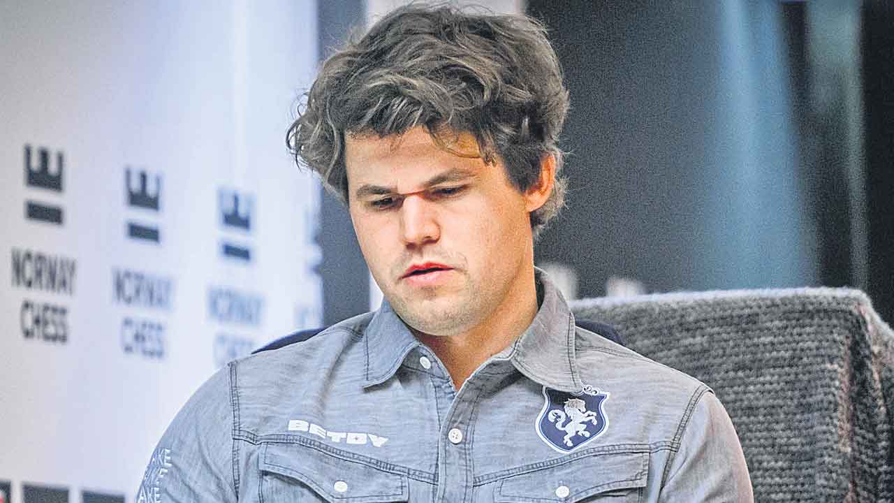 నార్వే చెస్‌ చాంప్‌ కార్ల్‌సన్‌.. ఏడోసారి టైటిల్‌ సొంతం