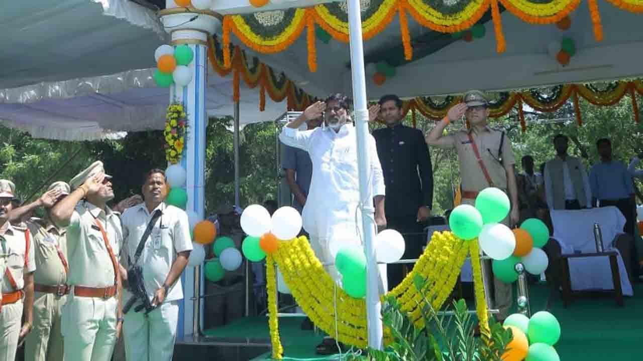 ప్రజా పాలనే లక్ష్యం