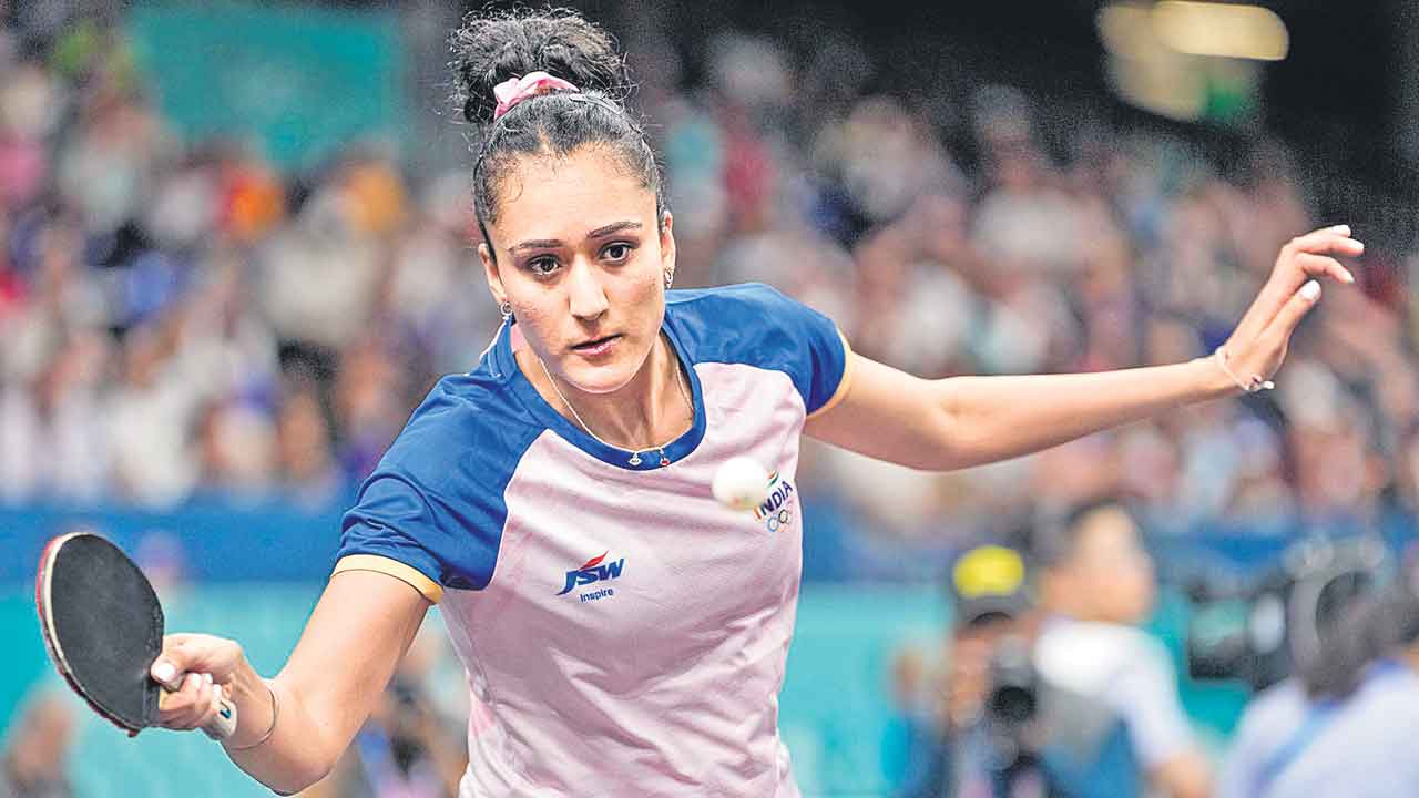 ప్యాడ్లర్లకు నిరాశ.. మనికా, మానవ్‌ ఇంటి బాట