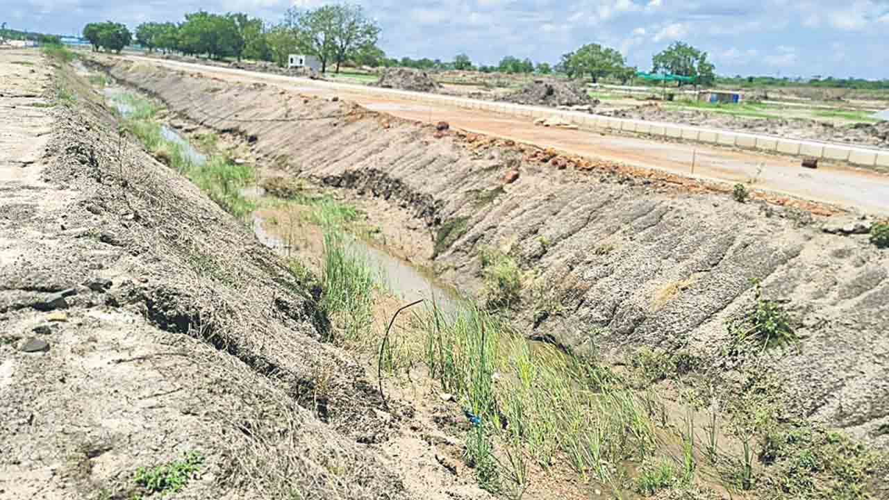ఈదులవాగు మాయం..!