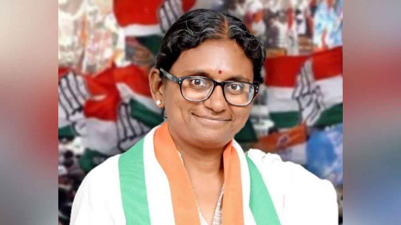 మీనాక్షి ముందుకు వరంగల్‌ పంచాయితీ.. ముగ్గురు నేతలతో విచారణ కమిటీ