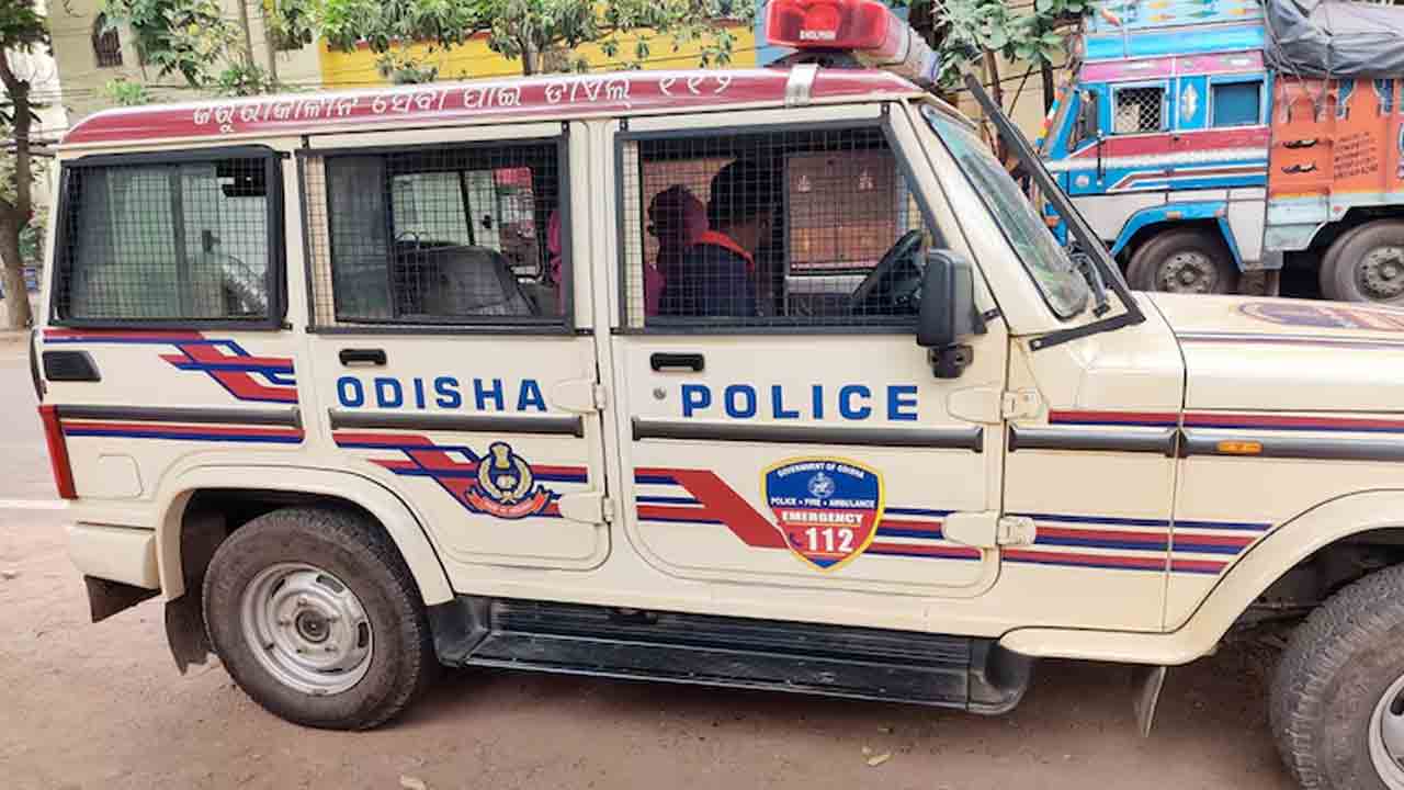 Crime news | ఘోరం.. బాలికపై సామూహిక అత్యాచారం చేసి.. ఆపై చెట్టుకు ఉరేసి..!