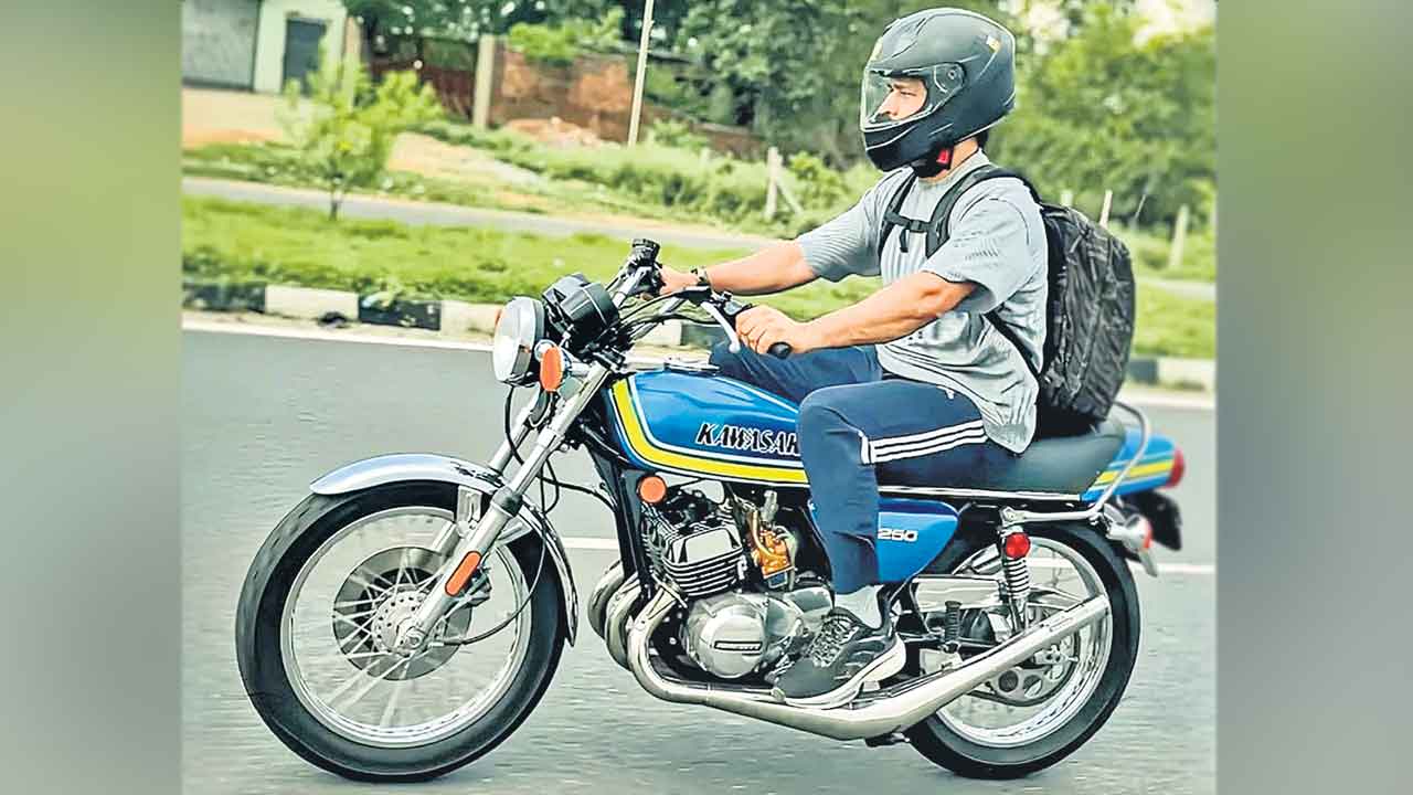 ధోనీ రయ్‌ రయ్‌..