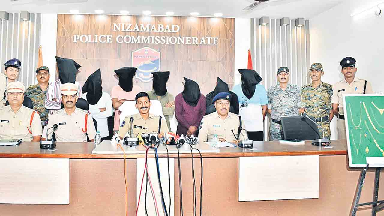 అంతర్జిల్లా దొంగల ముఠా అరెస్టు