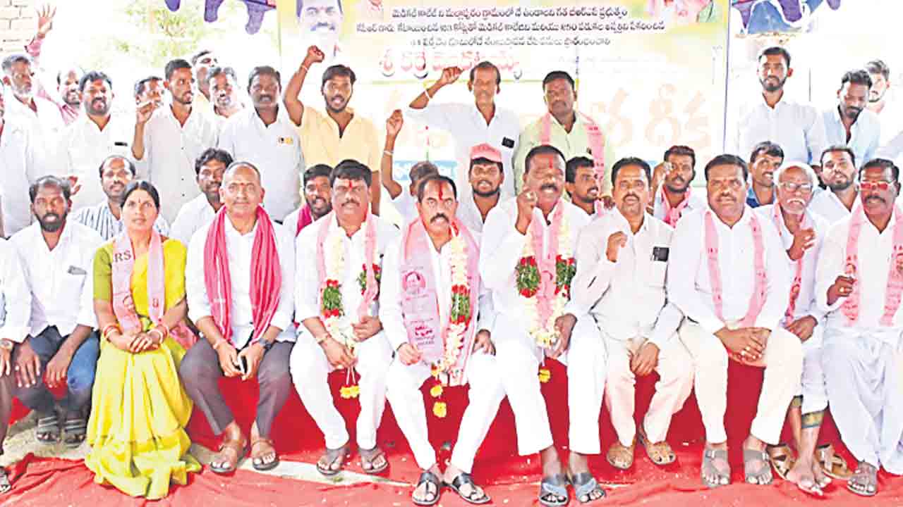 అట్టుడికిన మల్లాపురం..!