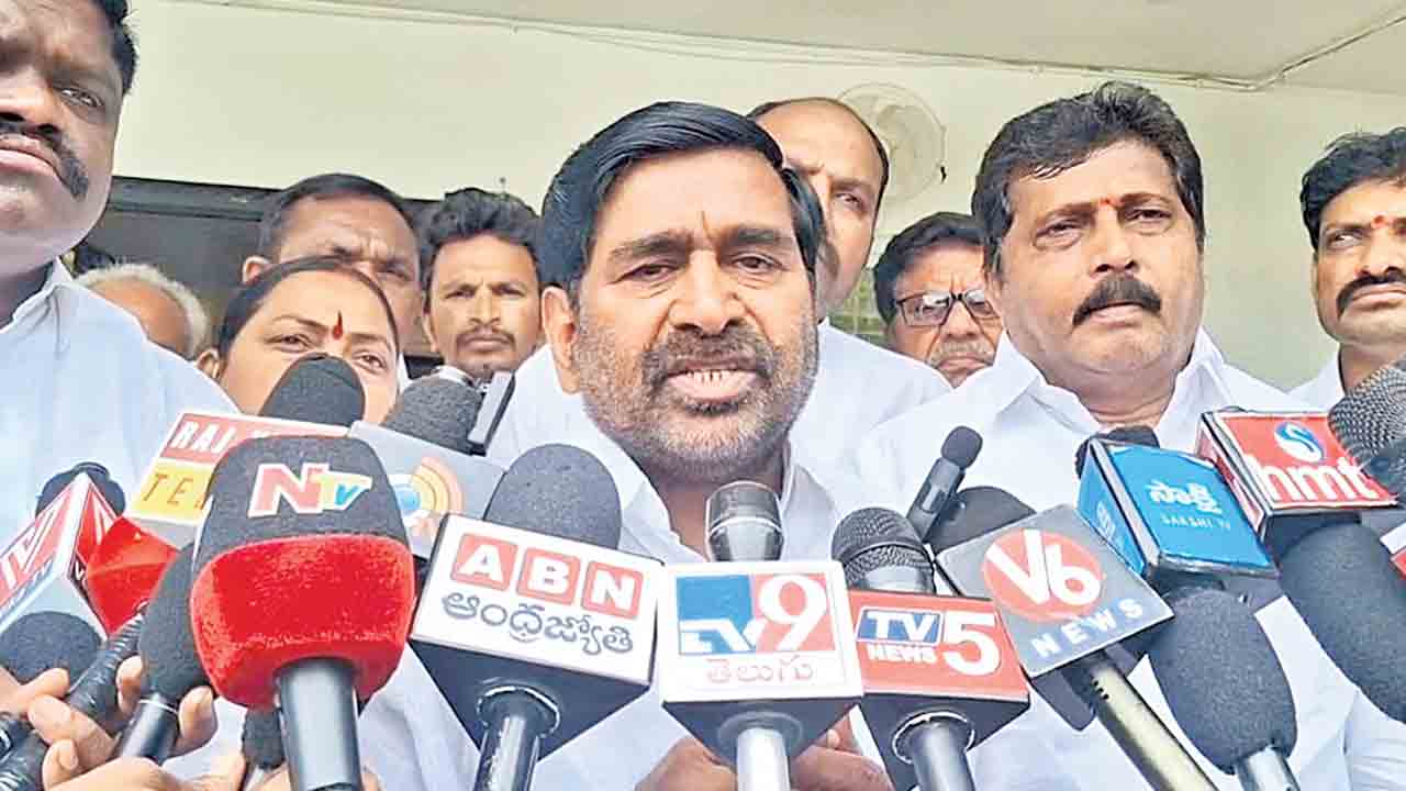 మీడియా పేరుతో దాడి చేస్తే ఖబడ్దార్‌!