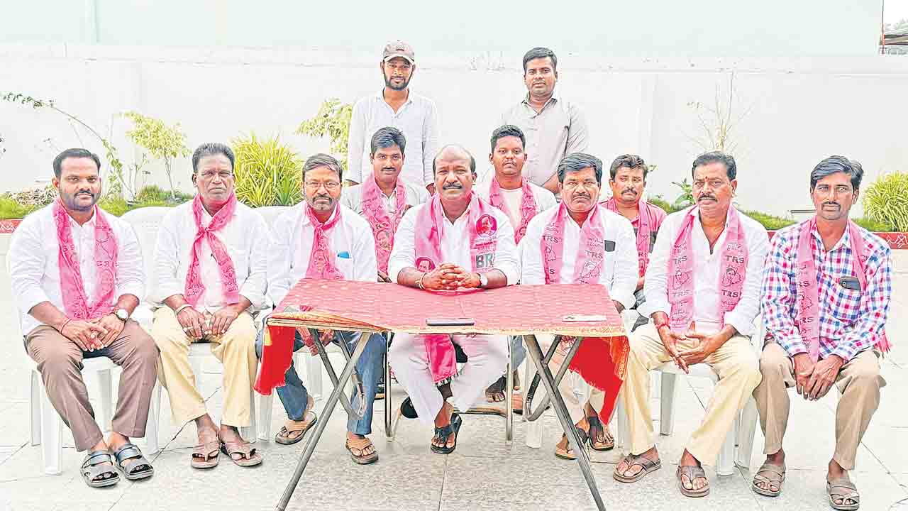 పిచ్చోడి చేతిలో రాయిలా రాష్ట్రం