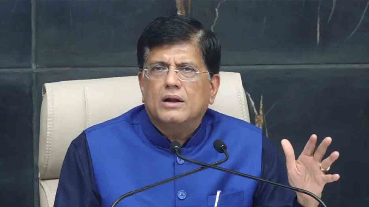 Union Minister Piyush Goyal | కేంద్ర మంత్రి ప్రయాణించిన హెలికాప్టర్‌లో సాంకేతిక లోపం