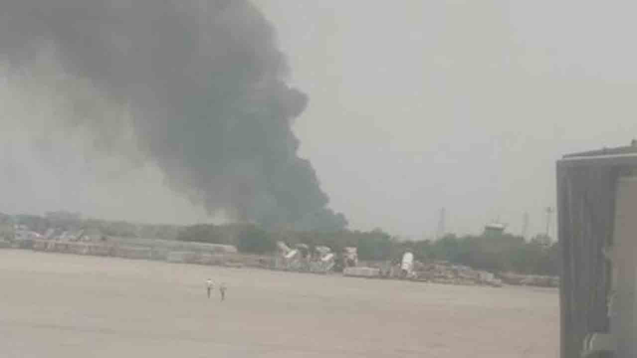 Plane Crash | ఘోర ప్రమాదం.. అహ్మదాబాద్‌లో కూలిన ఎయిర్‌ ఇండియా విమానం