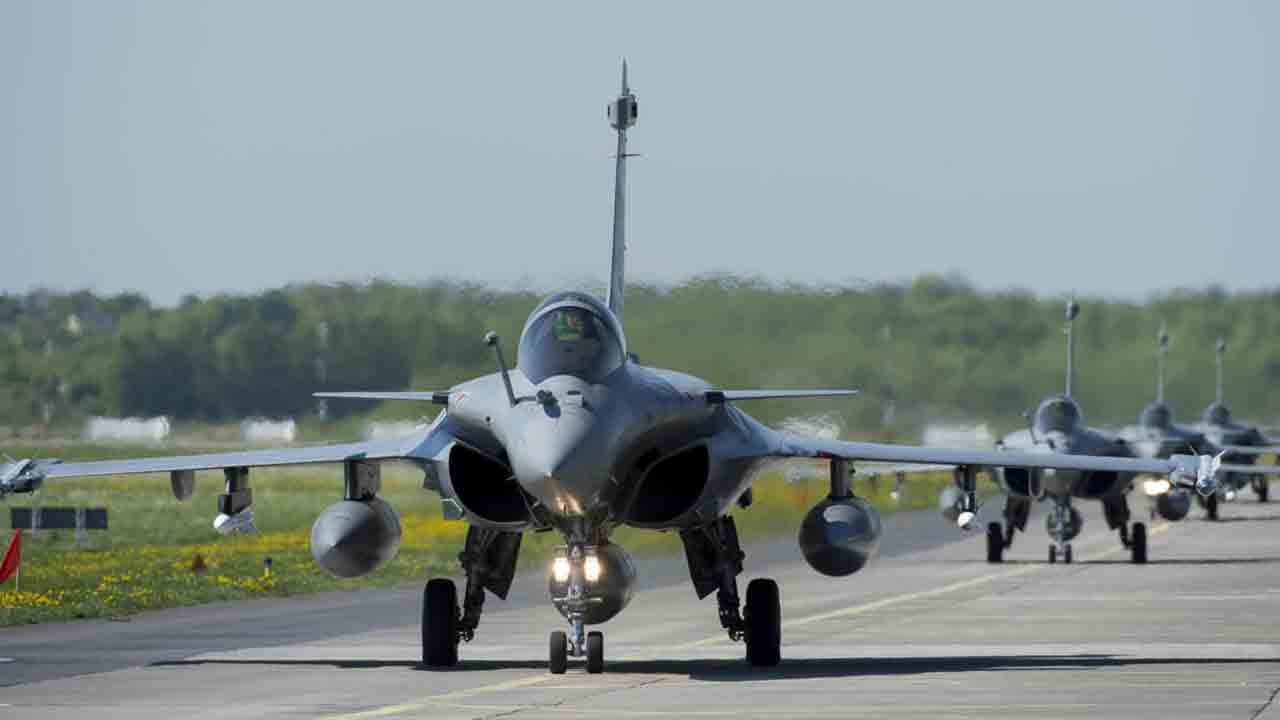 Rafale Fighter Jets | ఇక హైదరాబాద్లోనే రఫేల్ విడిభాగాల తయారీ.. ఫ్రాన్స్ సంస్థతో టాటా కంపెనీ బిగ్ డీల్