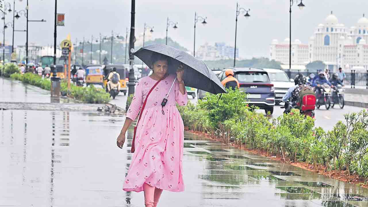 Heavy Rains | తెలంగాణ‌లో మ‌రో ఐదు రోజులు భారీ వ‌ర్షాలు..!