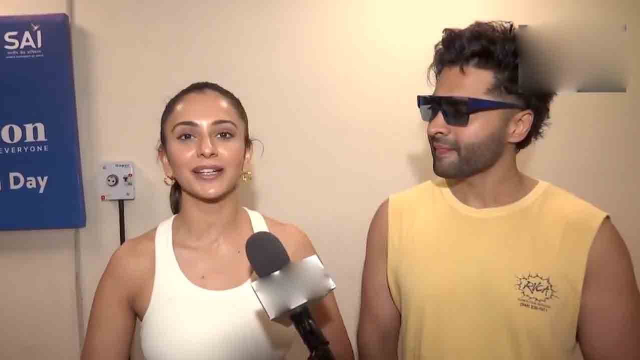 Rakul Preet Singh | అంతర్జాతీయ యోగా దినోత్సవం: రకుల్ ప్రీత్ సింగ్‌కు ‘ఫిట్ ఇండియా కపుల్’ అవార్డు!