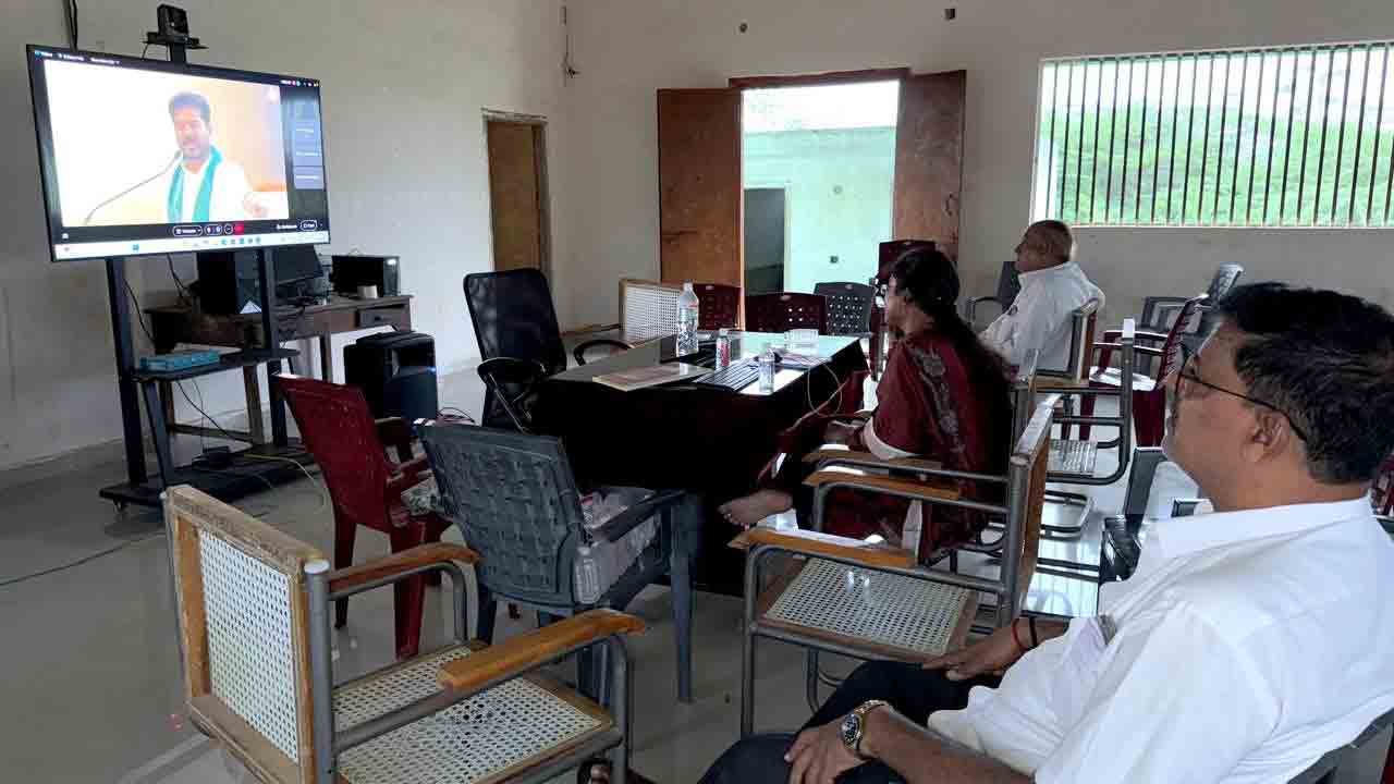 ముచ్చటగా ముగ్గురు..