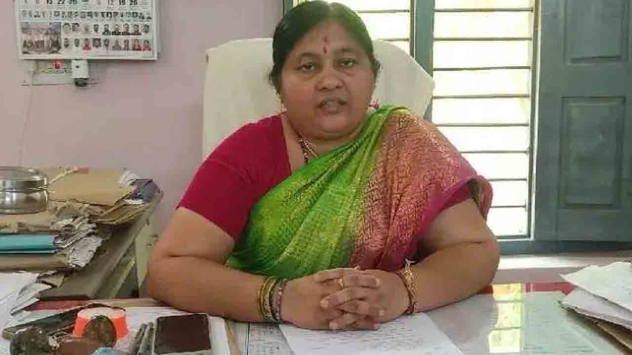 Revenue Conferences | ప్రతీ గ్రామంలో రెవెన్యూ సమావేశాలు : తహసీల్దార్‌ రజినీకుమారి