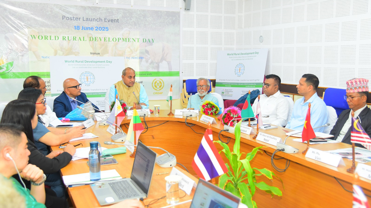 దేశ అభివృద్ధికి పల్లెలే పట్టుకొమ్మలు : ఎన్‌ఐఆర్‌డీపీఆర్‌ డీజీ నరేంద్ర కుమార్