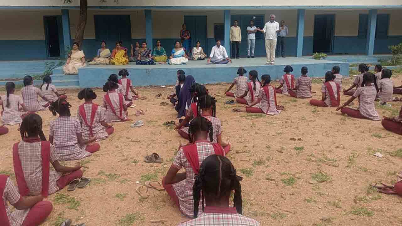Yoga | యోగా ద్వారా జీవన ప్రమాణ స్థాయి పెరుగుదల