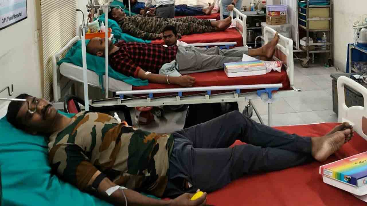 Air India plane crash | విమాన ప్రమాద బాధితుల కోసం.. 300   మందికిపైగా సైనికులు రక్తదానం