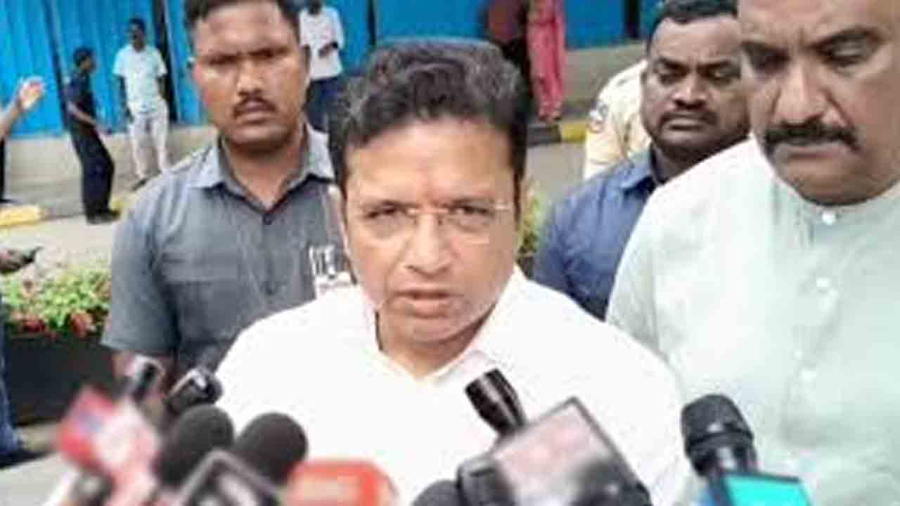 మాగంటిని పరామర్శించిన మంత్రి శ్రీధర్‌ బాబు