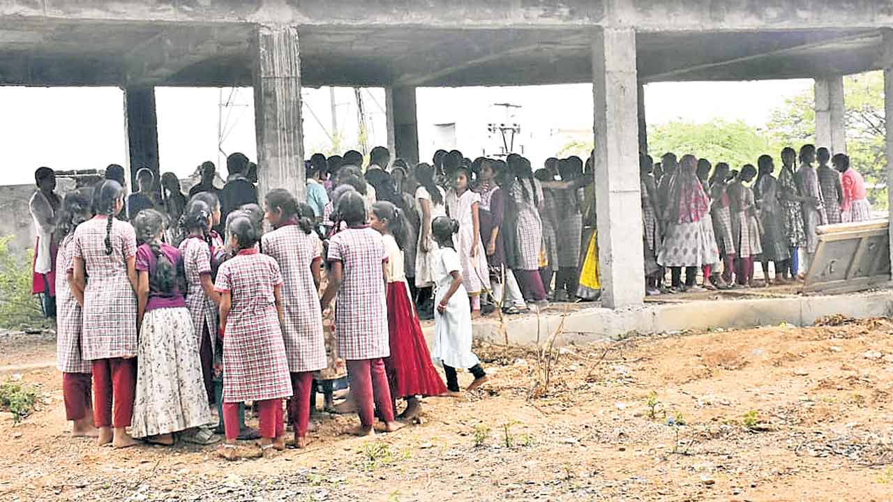 ఒంటికీ, రెంటికీ పరేషాన్