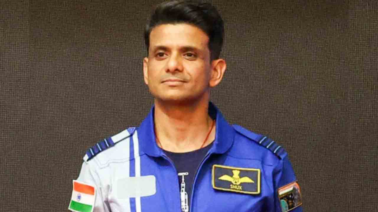 శుభాన్షు శుక్లా రోదసి యాత్ర మళ్లీ వాయిదా