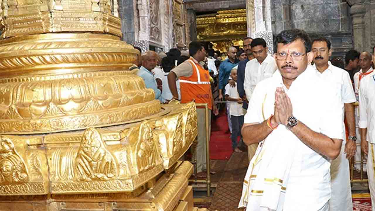 TTD CVSO | టీటీడీ సీవీఎస్వోగా కేవీ మురళీకృష్ణ బాధ్యతలు స్వీకరణ