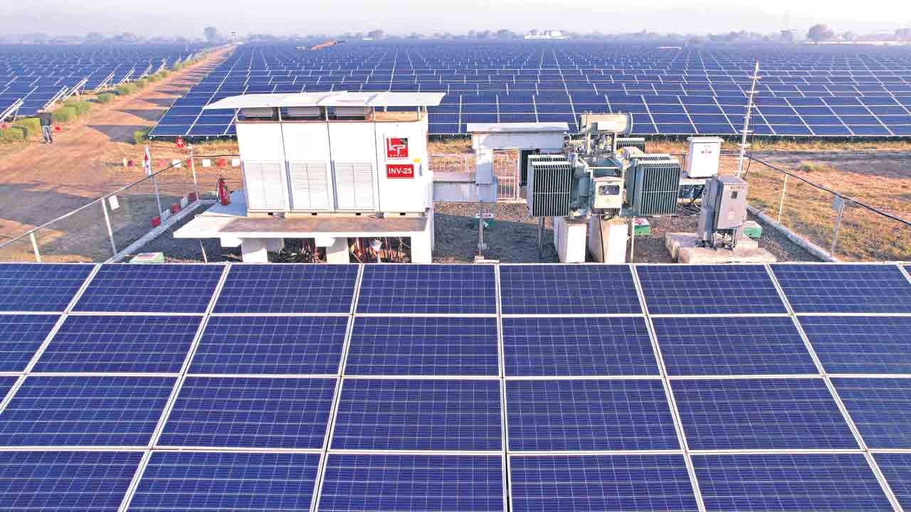 ‘సోలార్‌ ప్లాంట్ల’పై స్పష్టత కరువు!