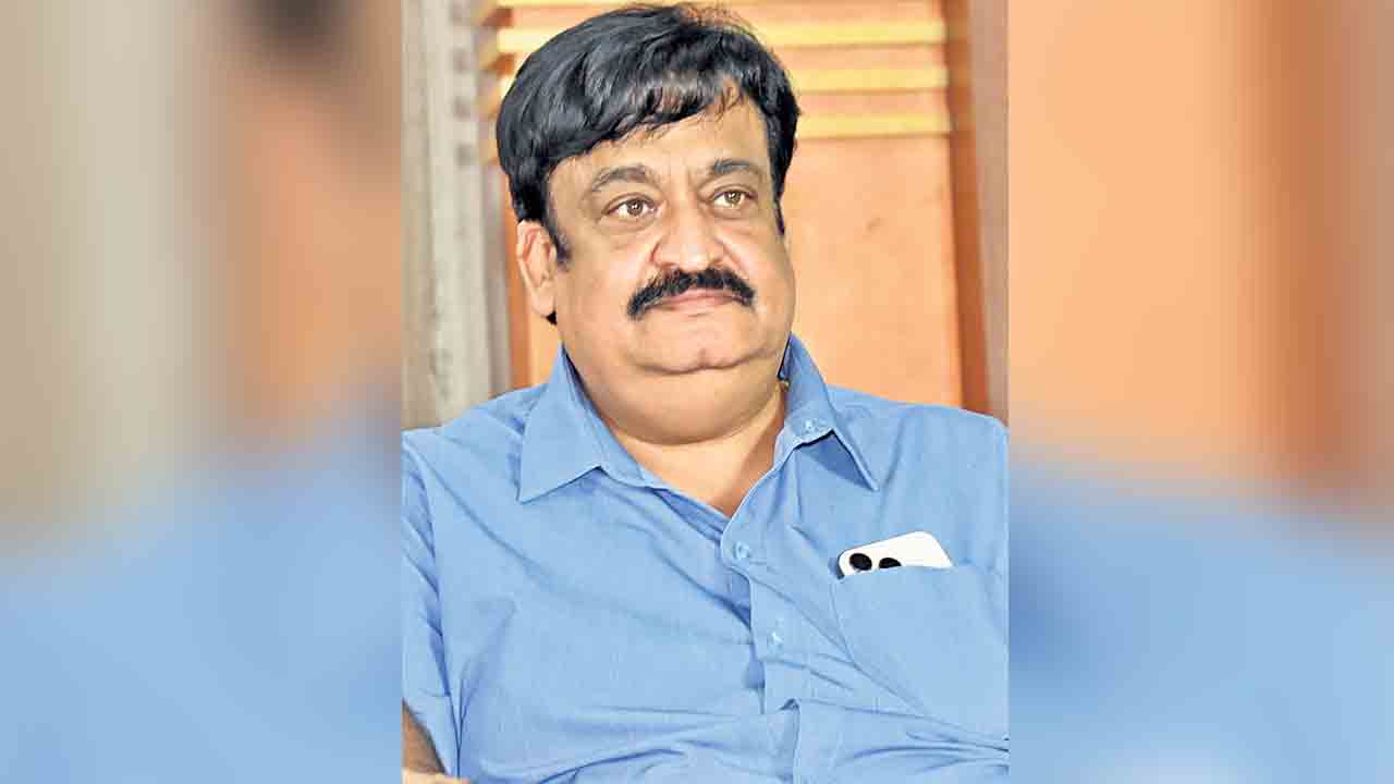 ఎన్నికైన 24గంటల్లోనే TFCC అధ్యక్ష పదవికి సునీల్‌ నారంగ్‌ రాజీనామా