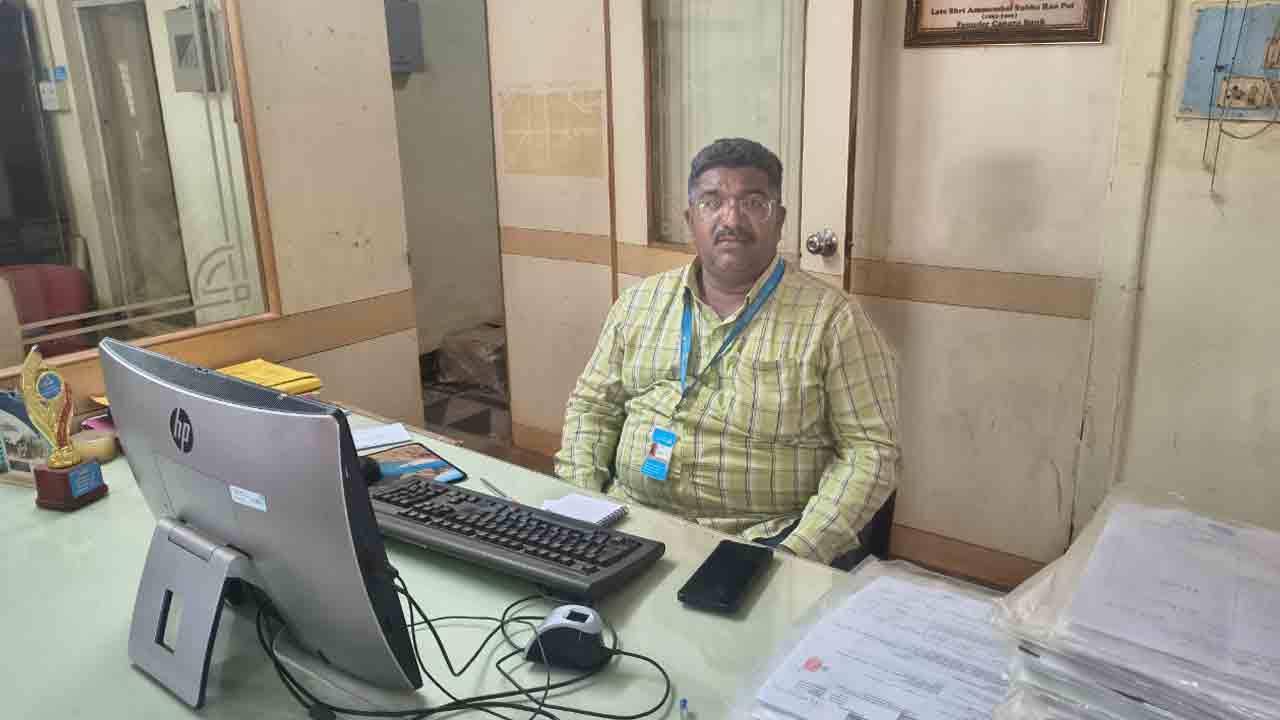 ఖాతాదారులకు మెరుగైన సేవలు అందించడమే మా లక్ష్యం : హద్నూర్ కెనరా బ్యాంక్ మేనేజర్