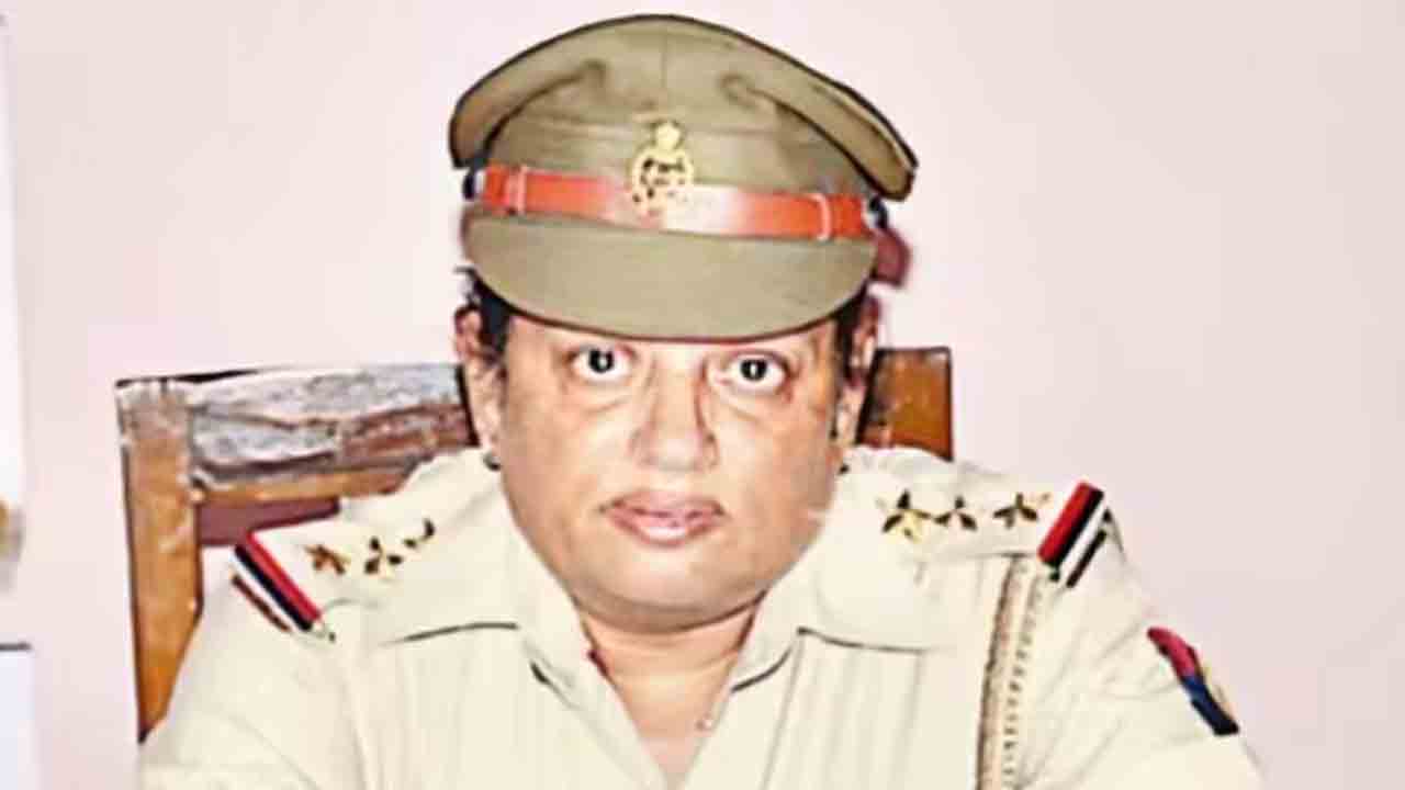 Woman Cop illegal assets | 14 ఏళ్లలో సుమారు రూ.11 కోట్ల అక్రమాస్తులు.. పోలీస్‌ అధికారిణి అరెస్ట్‌