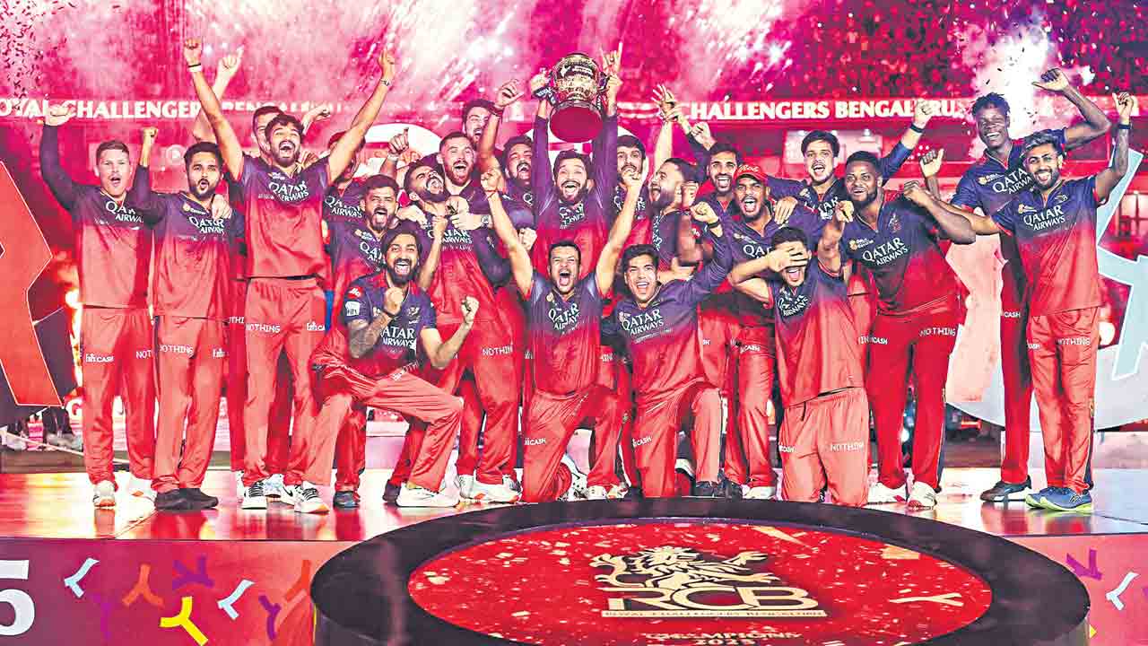IPL 2025 | ఈ సాలా కప్ ఆర్సీబీదే.. ఐపీఎల్ ఫైనల్లో పంజాబ్పై ఉత్కంఠ విజయం