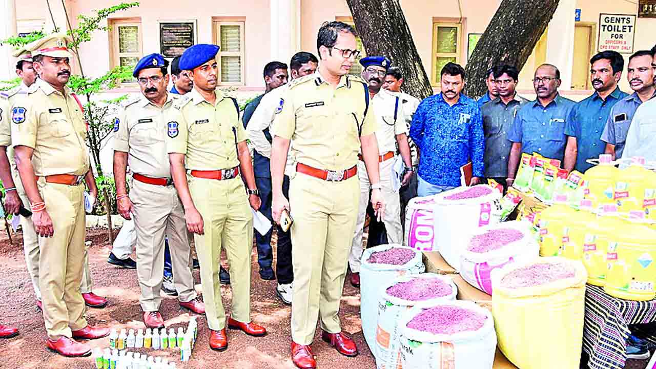 నకిలీ సీడ్స్‌, పెస్టిసైడ్స్‌ ముఠాల గుట్టురట్టు