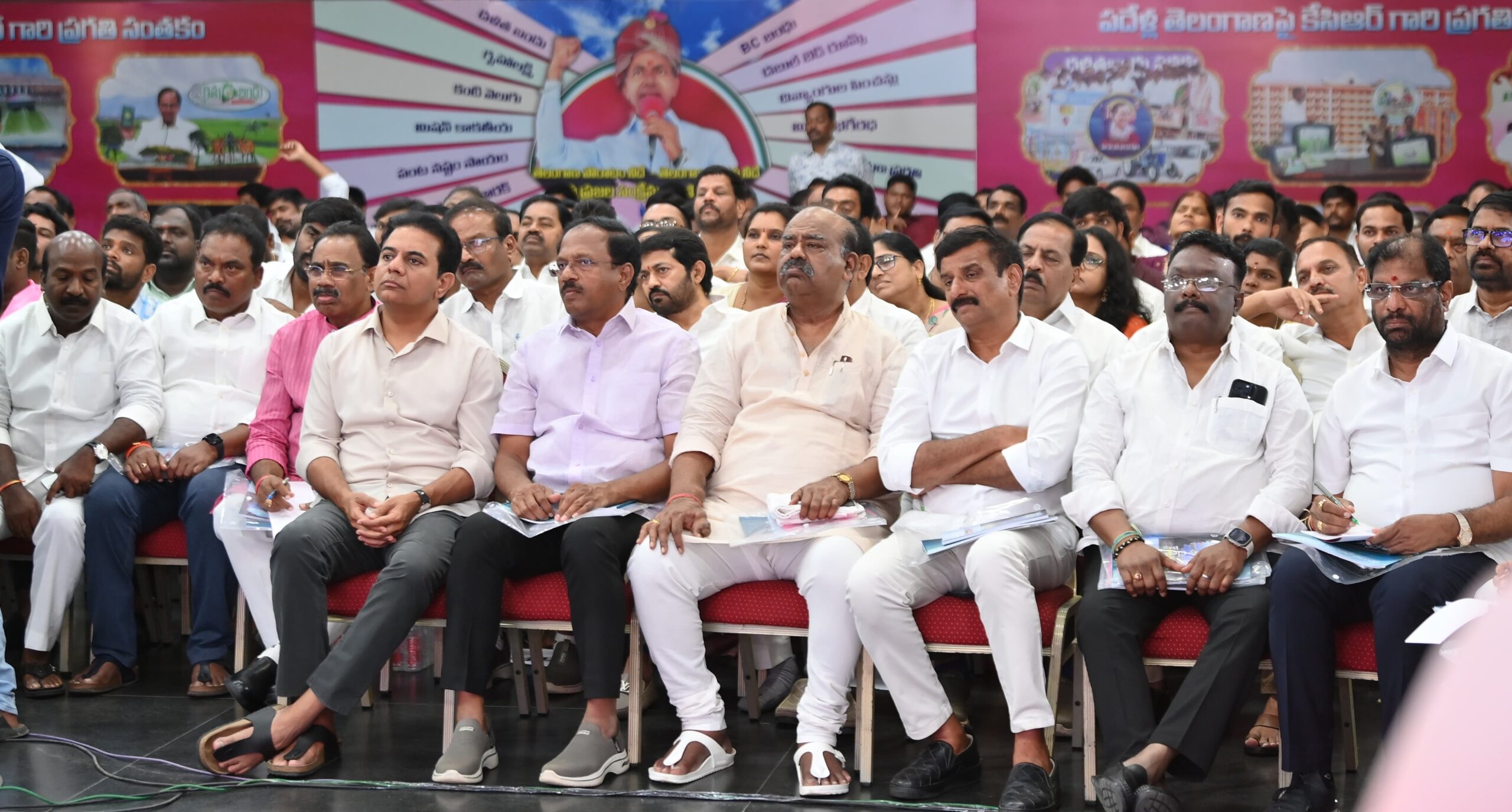 కాళేశ్వరం కింద ఒక్క ఎకరా పారలేదు అంటడు సీఎం రేవంత్ రెడ్డి 