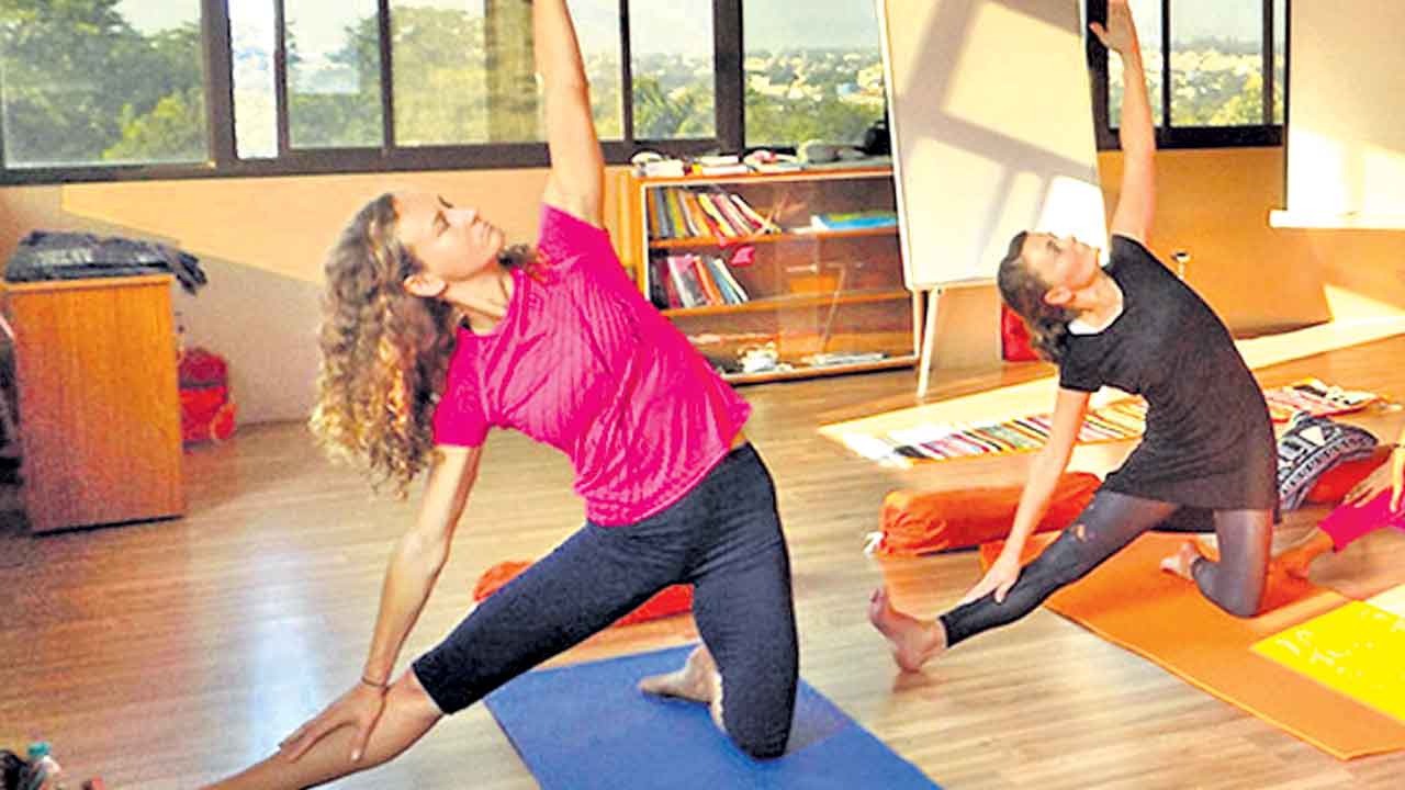 Yoga 4
