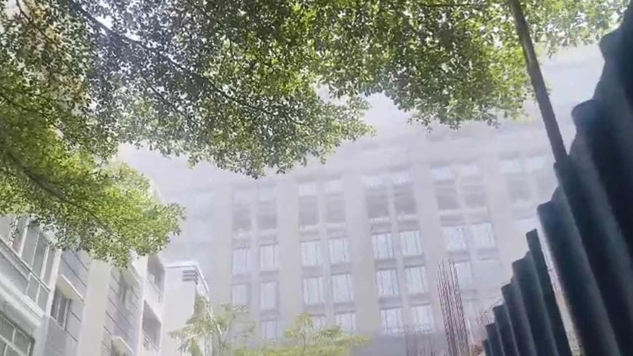 AIG Hospital | గచ్చిబౌలి ఏఐజీ ఆస్పత్రిలో అగ్ని ప్రమాదం