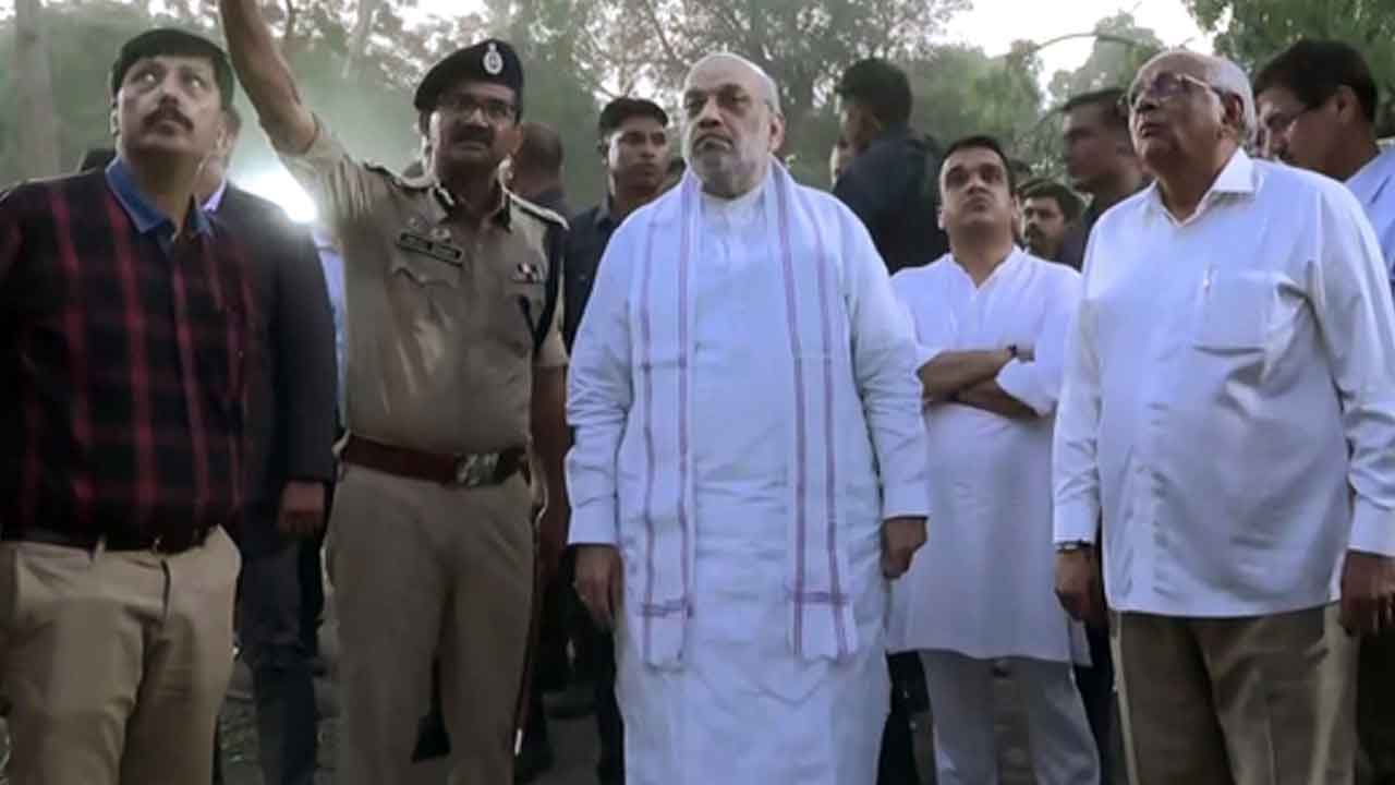 విమానంలో భారీగా ఇంధనం: అమిత్‌షా