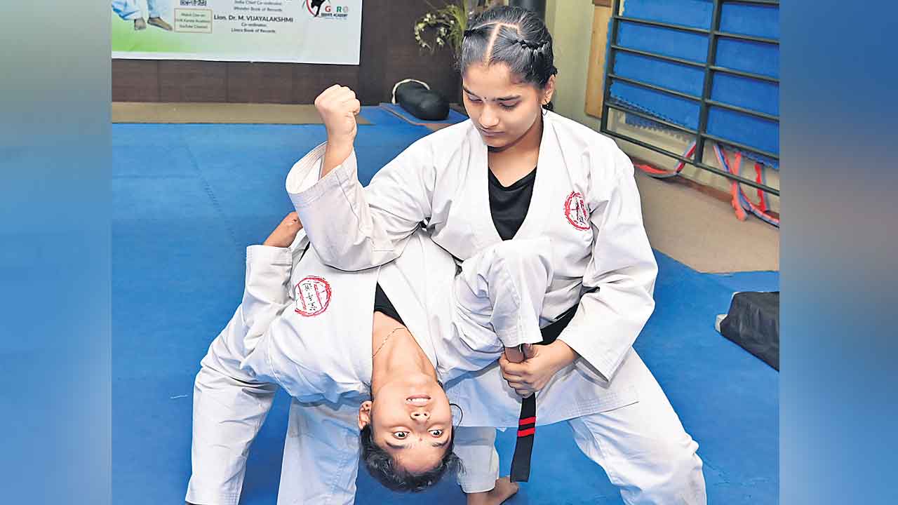 Amrutha And Gana Santhoshin