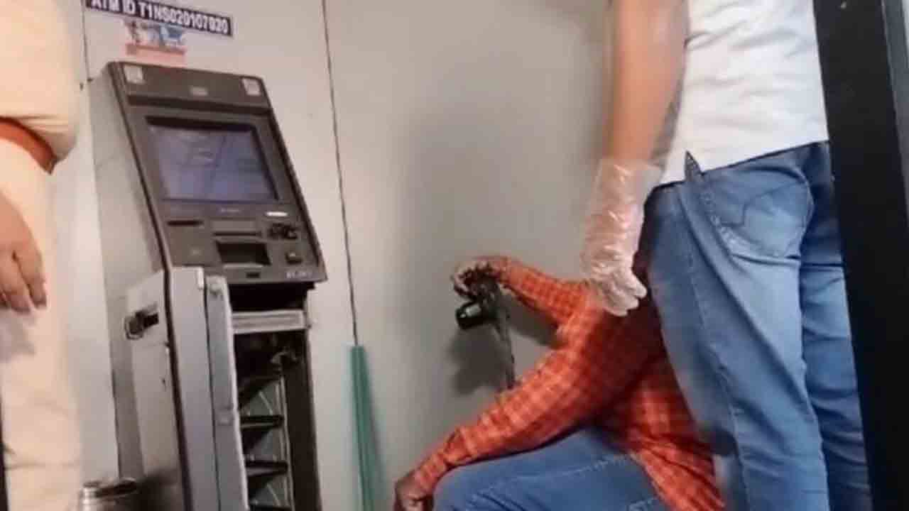 ATM Robbery | ఐడీఏ బొల్లారంలో ఏటీఎం చోరీకి విఫల యత్నం..